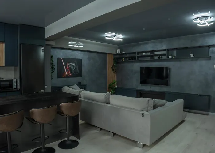 Апартаменты Montis Charming Retreat With View *