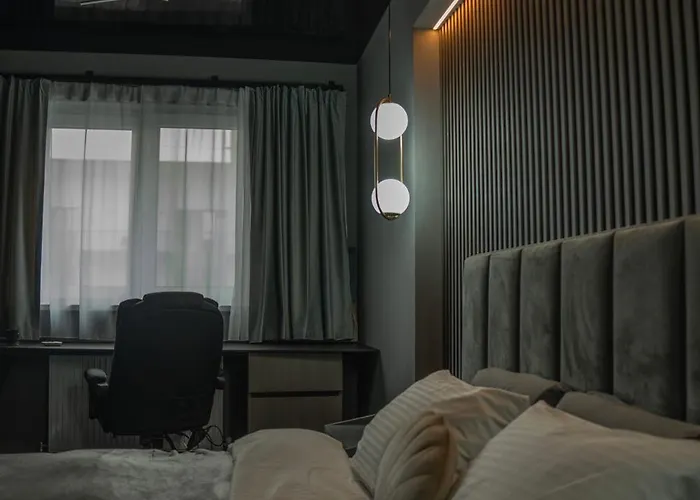 Montis Charming Retreat With View Брашов