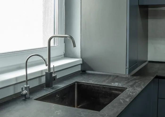 Апартаменты Montis Charming Retreat With View