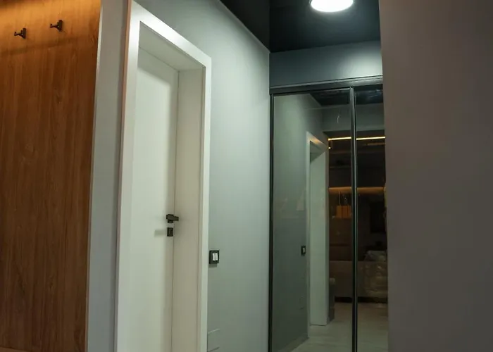 Апартаменты Montis Charming Retreat With View